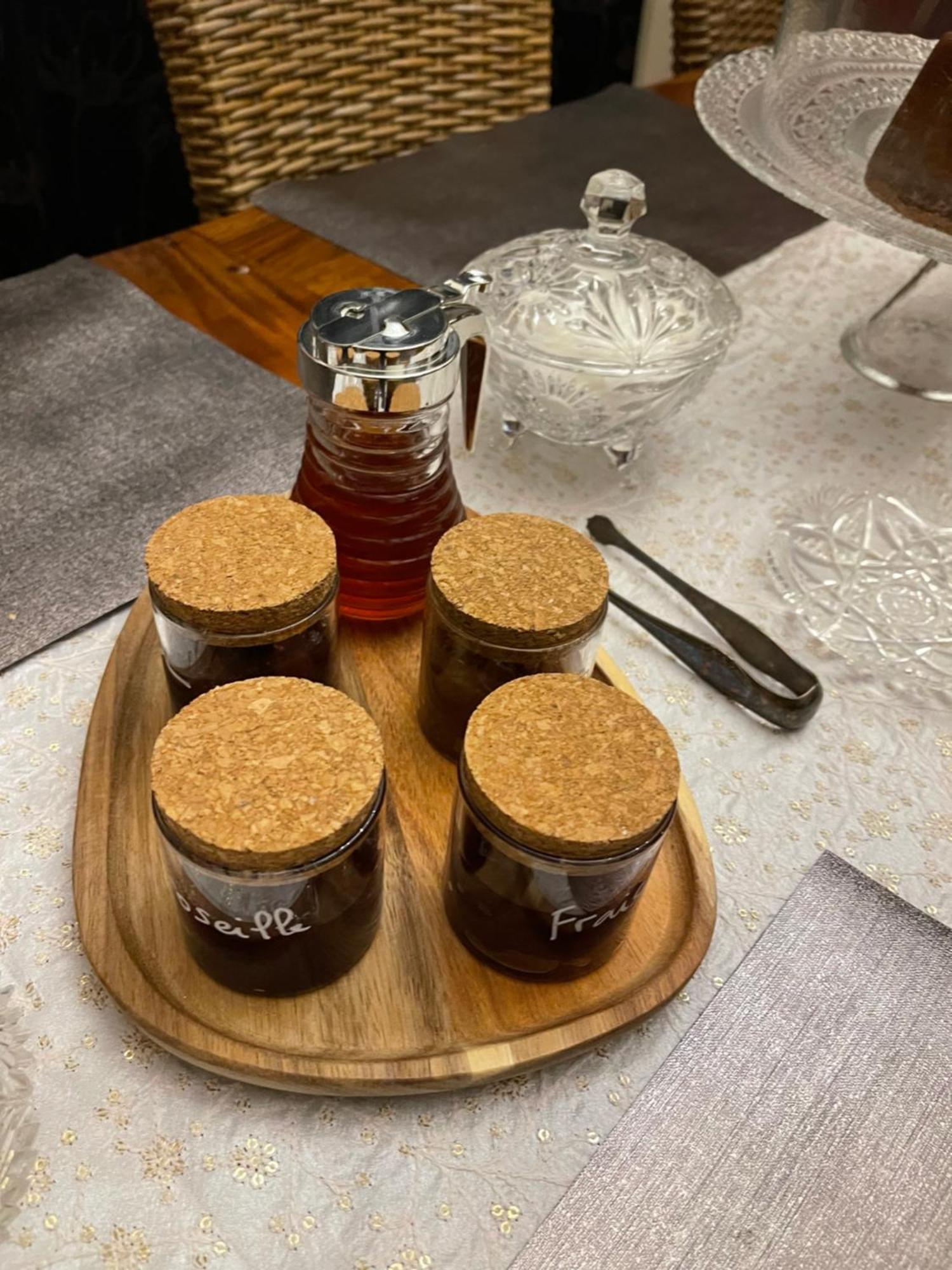 La Belle Chaumiere Acomodação com café da manhã Bretagne-de-Marsan Exterior foto