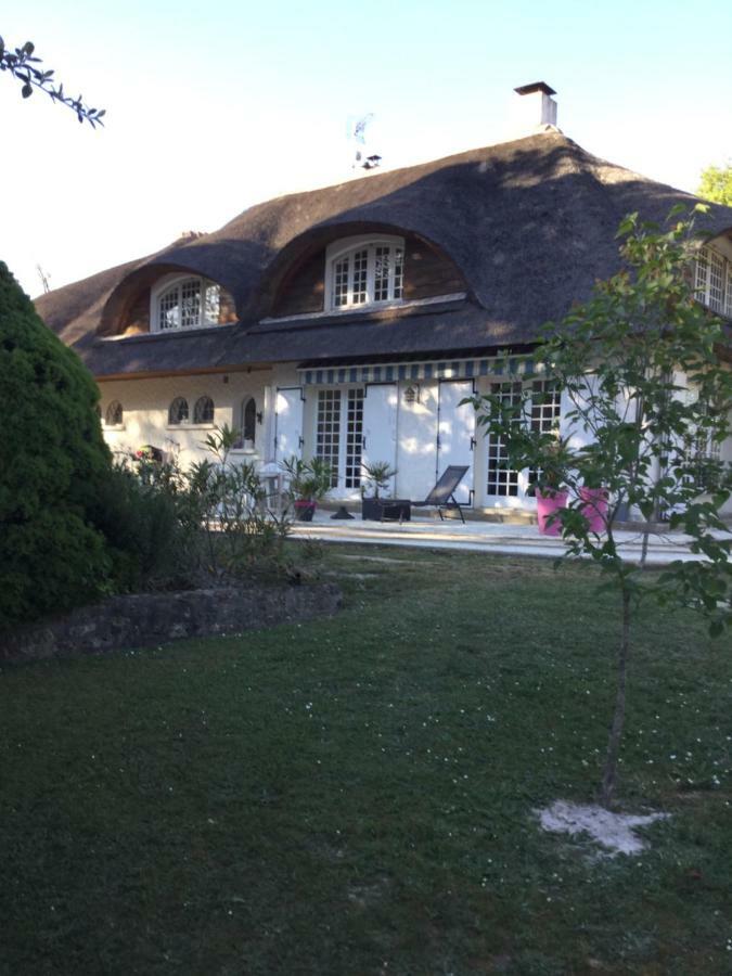 La Belle Chaumiere Acomodação com café da manhã Bretagne-de-Marsan Exterior foto